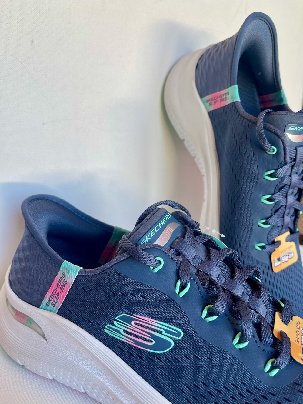 NEW SKECHERS ARCH FIT 2.0 EASY CHIC HANDS FREE SLIP-INS NAVY/TURQUOISE SIZE 8.5 - Picture 4 of 17